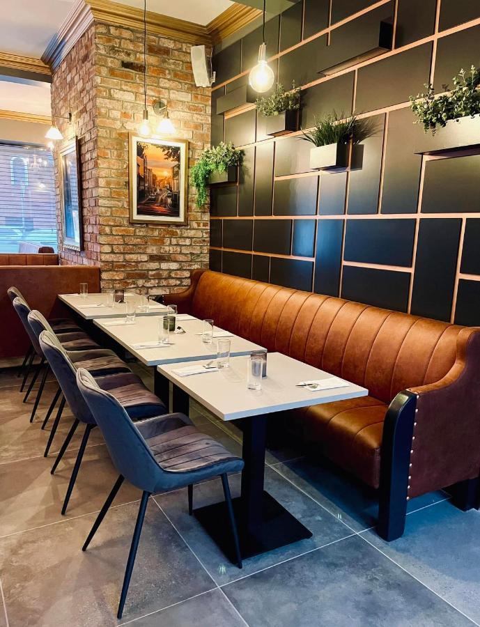 The Banks Restaurant And Accommodation Strabane Exteriör bild