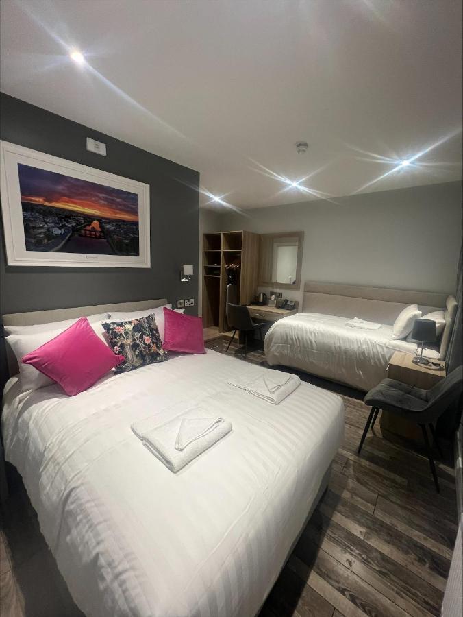 The Banks Restaurant And Accommodation Strabane Exteriör bild