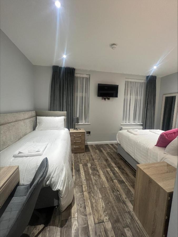 The Banks Restaurant And Accommodation Strabane Exteriör bild